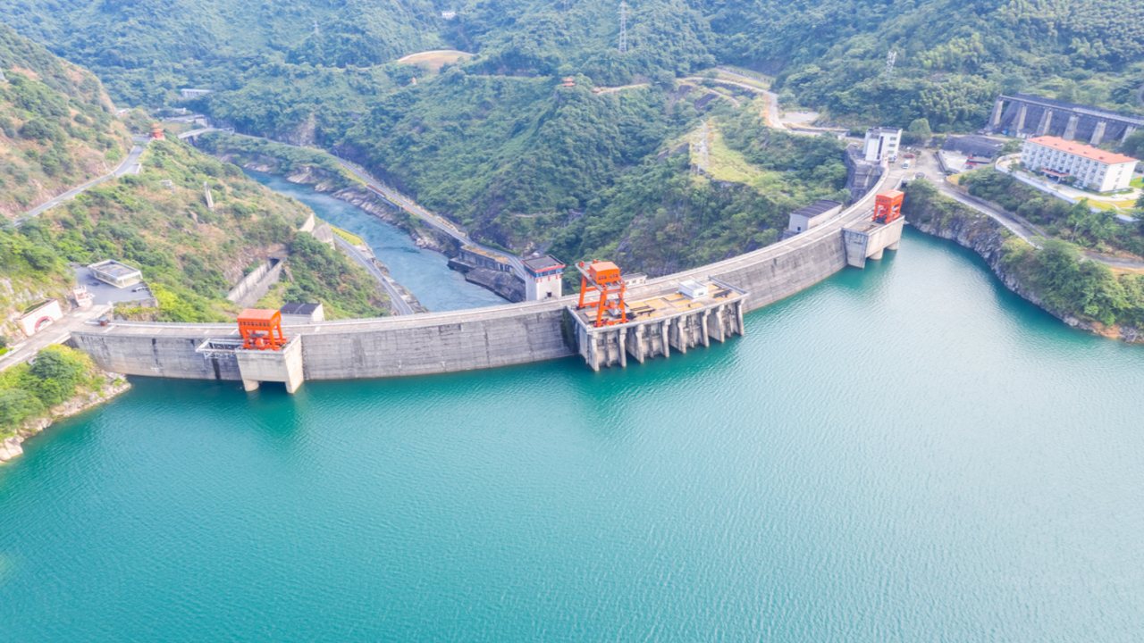 China también apuesta por el rebombeo hidroeléctrico con una presa de 182 metros de altura