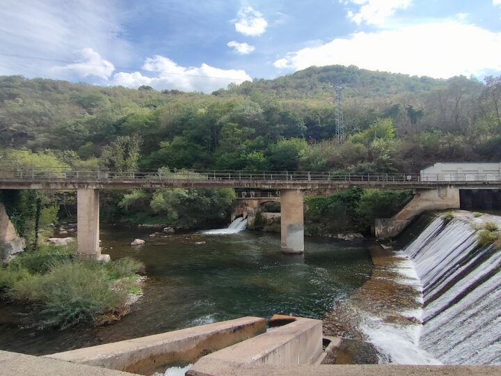El Supremo frena la demolición de la presa de La Retorna y examinará si debe preservarse como obra de ingeniería