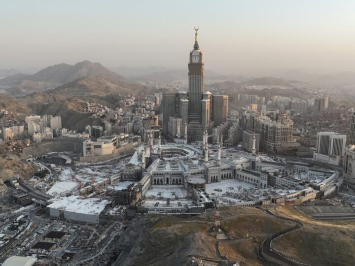 Arabia Saudí crea un río subterráneo para potabilizar agua del Mar Rojo y abastecer ciudades en pleno desierto