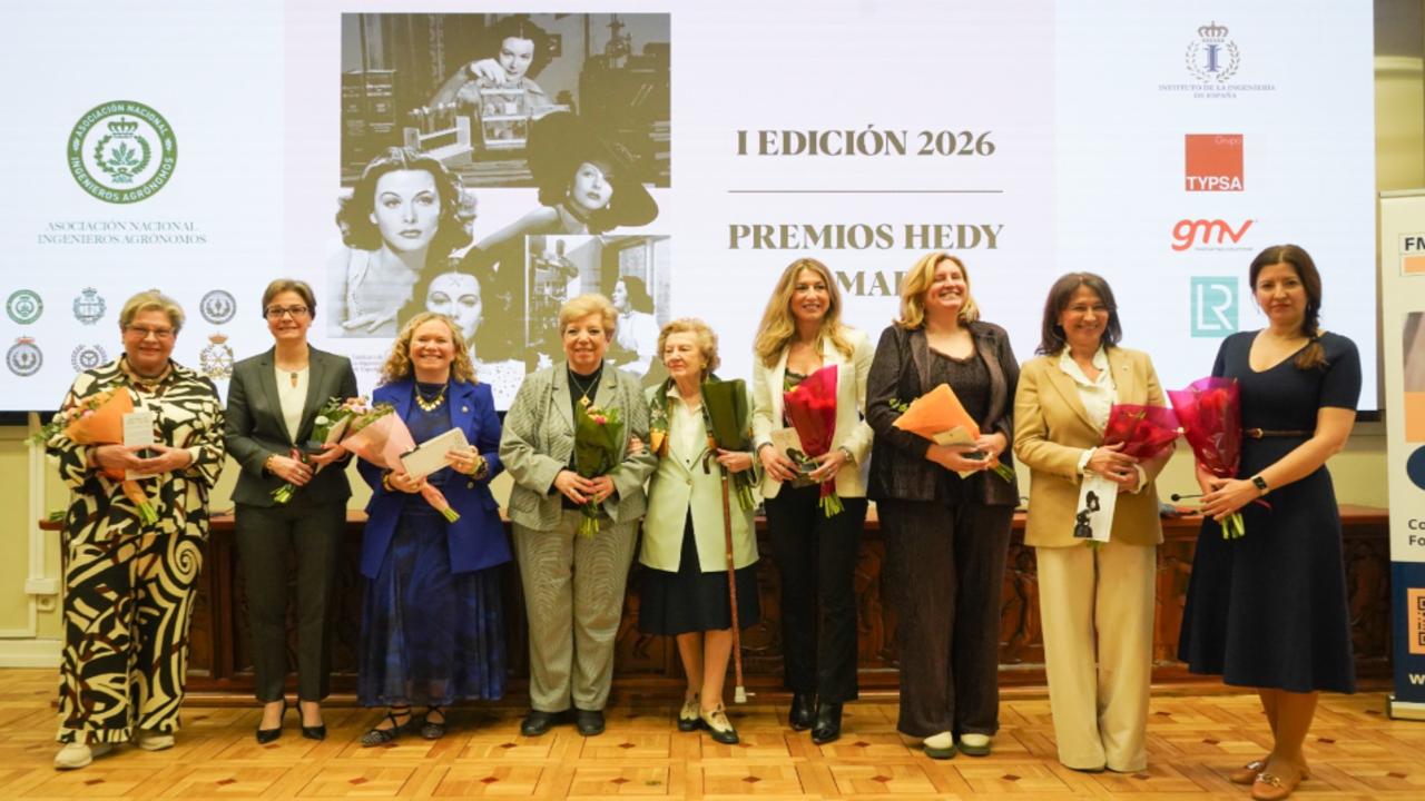 Diez ingenieras, reconocidas con los Premios Hedy Lamarr por su talento y liderazgo