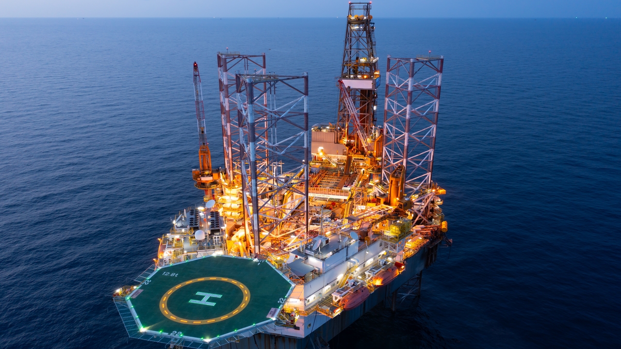 La crisis del estrecho de Ormuz pone a prueba la capacidad de respuesta energética de Estados Unidos