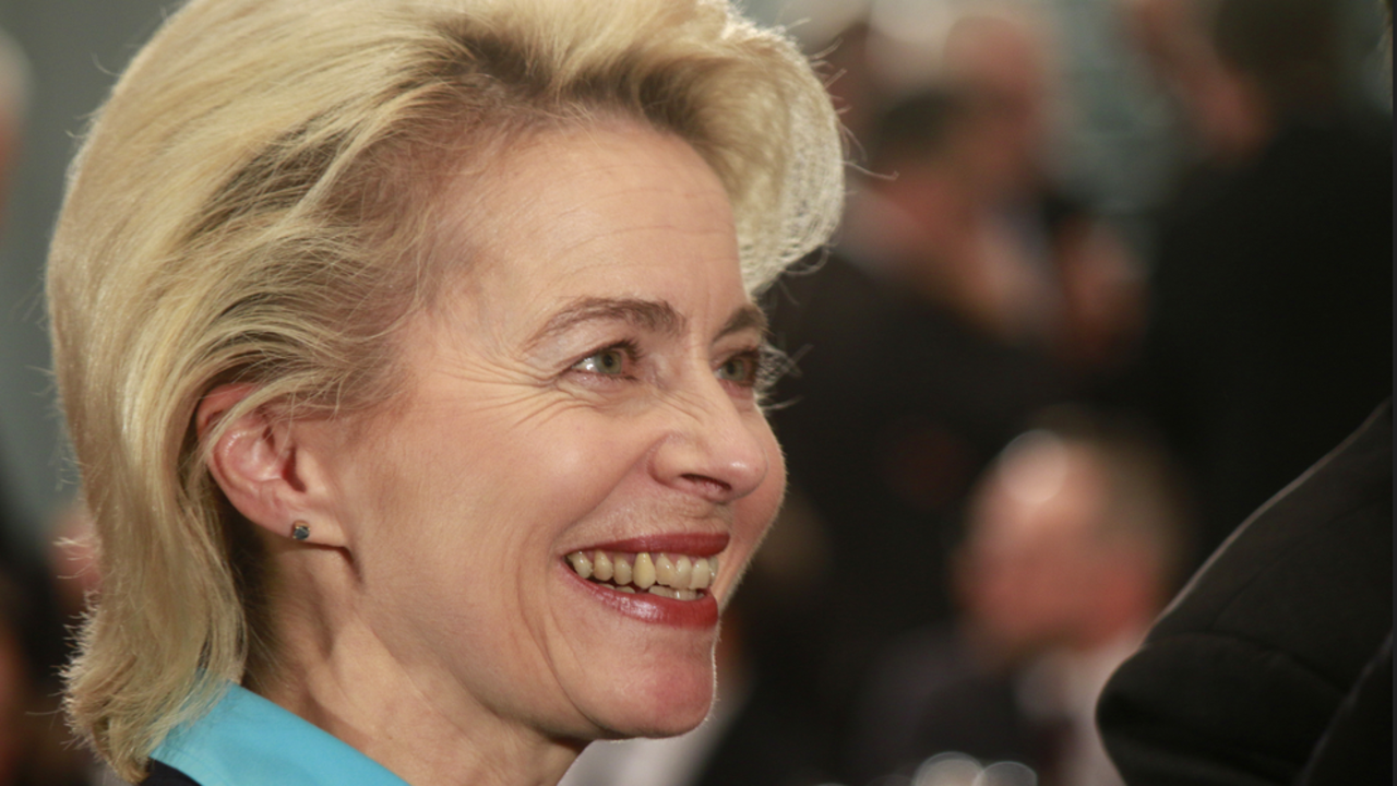 Von der Leyen pide a los países europeos que eviten el cierre prematuro de centrales nucleares