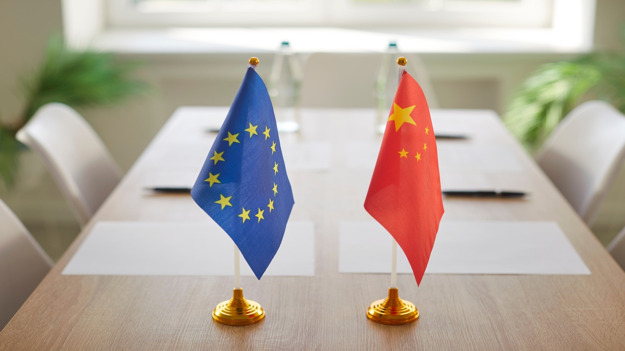 Sánchez refuerza su “vía china” al margen de Bruselas en busca de inversiones y equilibrio comercial