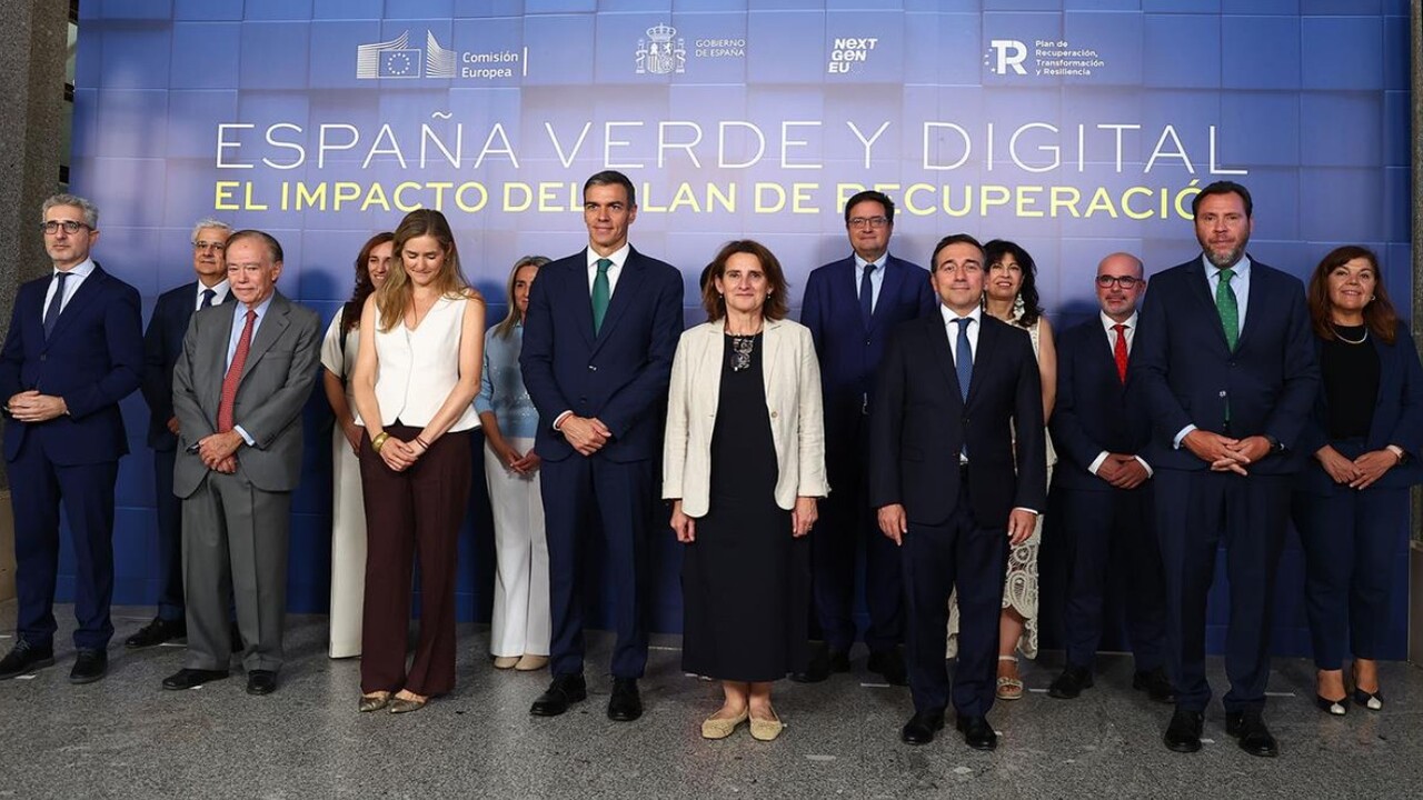 Sánchez presume del Plan de Recuperación con unas cifras que no se ajustan a la realidad