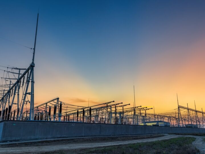 El PNV propone abrir a terceros las obras de Red Eléctrica con retrasos de más de tres años
