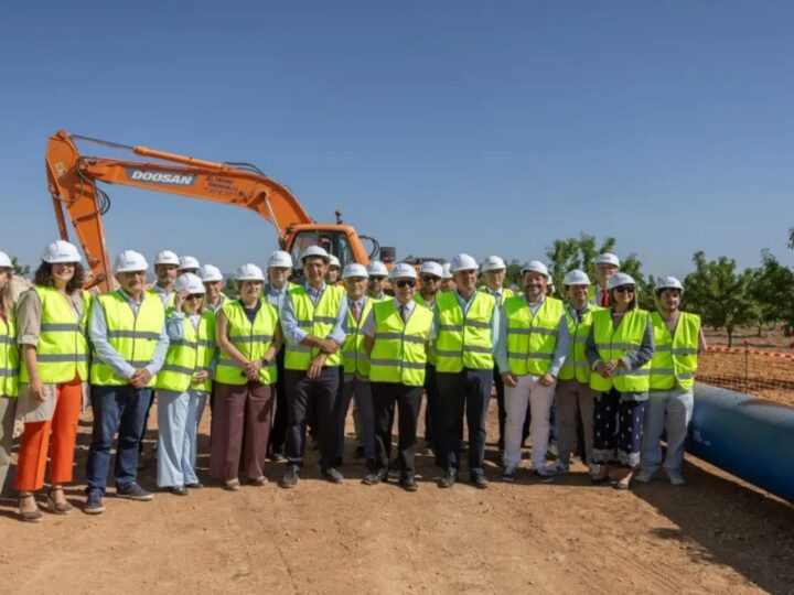 La Tubería Manchega llevará agua en septiembre a trece localidades de Cuenca y reabre el debate político en Castilla-La Mancha