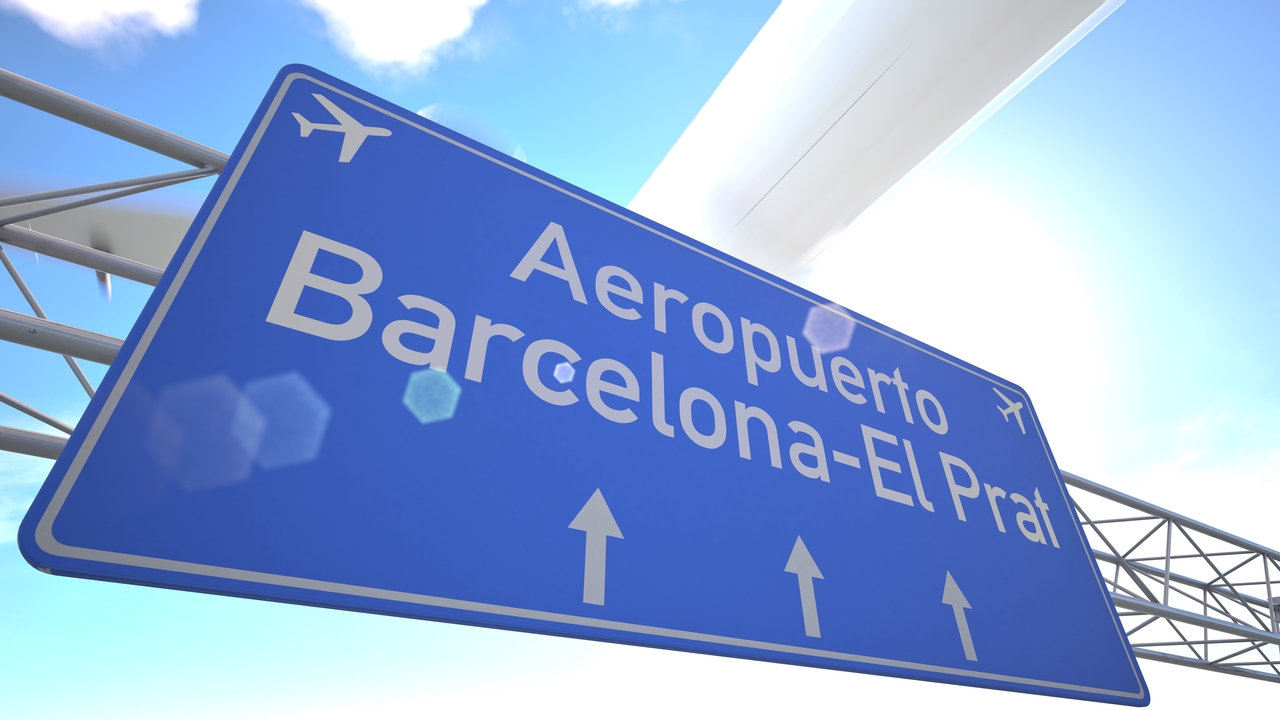 El Gobierno permite a Aena invertir 12.888 millones para transformar su red con las tarifas aeroportuarias casi congeladas