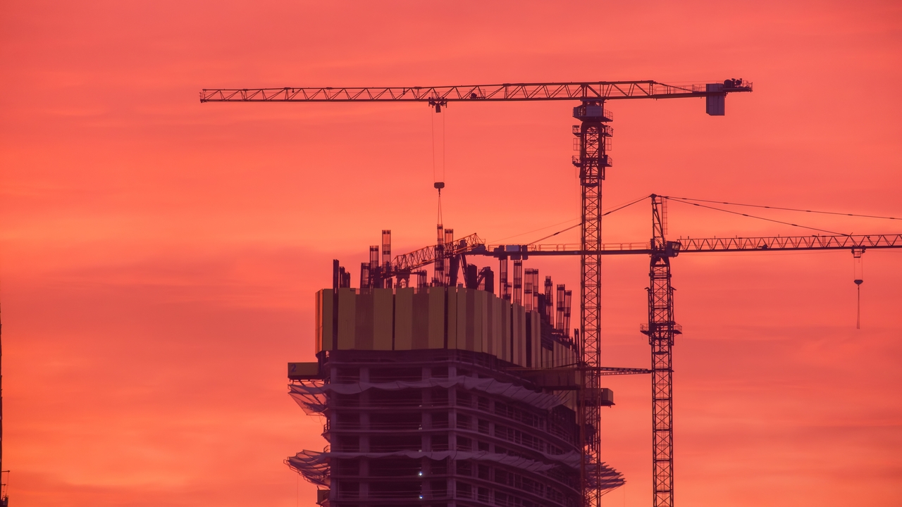 La construcción española encadena seis meses de caída y retrocede un 4,3% mientras la UE crece