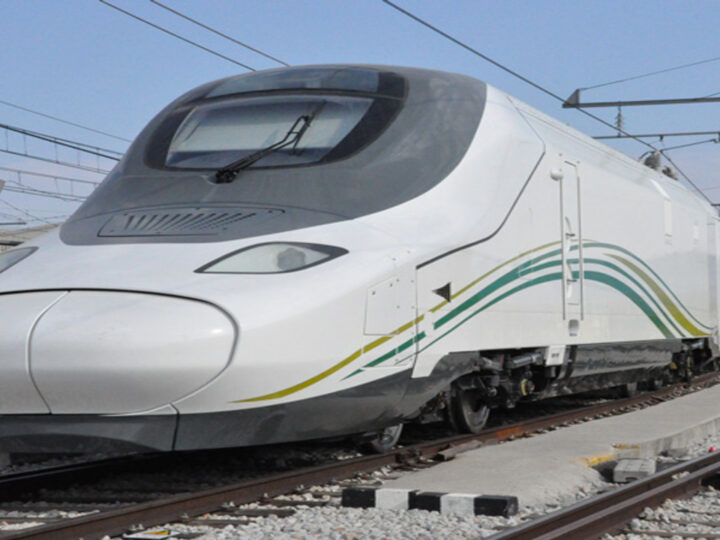 Renfe deja a Talgo fuera de uno de los mayores contratos de su historia pese al rescate público y a la petición del Congreso