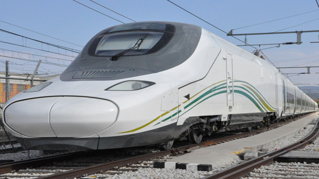 Renfe deja a Talgo fuera de uno de los mayores contratos de su historia pese al rescate público y a la petición del Congreso